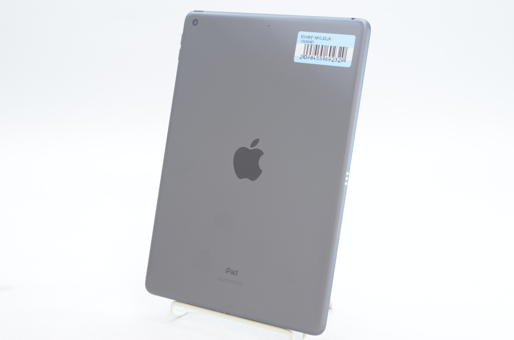 Apple iPad 10.2インチ 第8世代 Wi-Fi 32GB 2020年秋モデル MYL92J/A