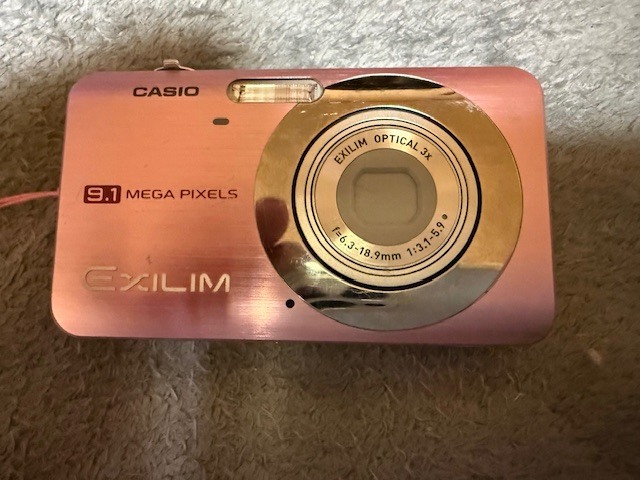 Yahoo!オークション -「casio exilim ex-z85」の落札相場・落札価格