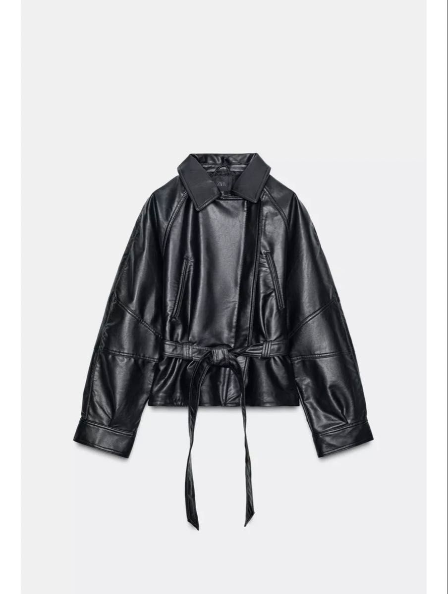 タグ付き新品 ZARAのフェイクレザージャケット Mサイズ ブラック色