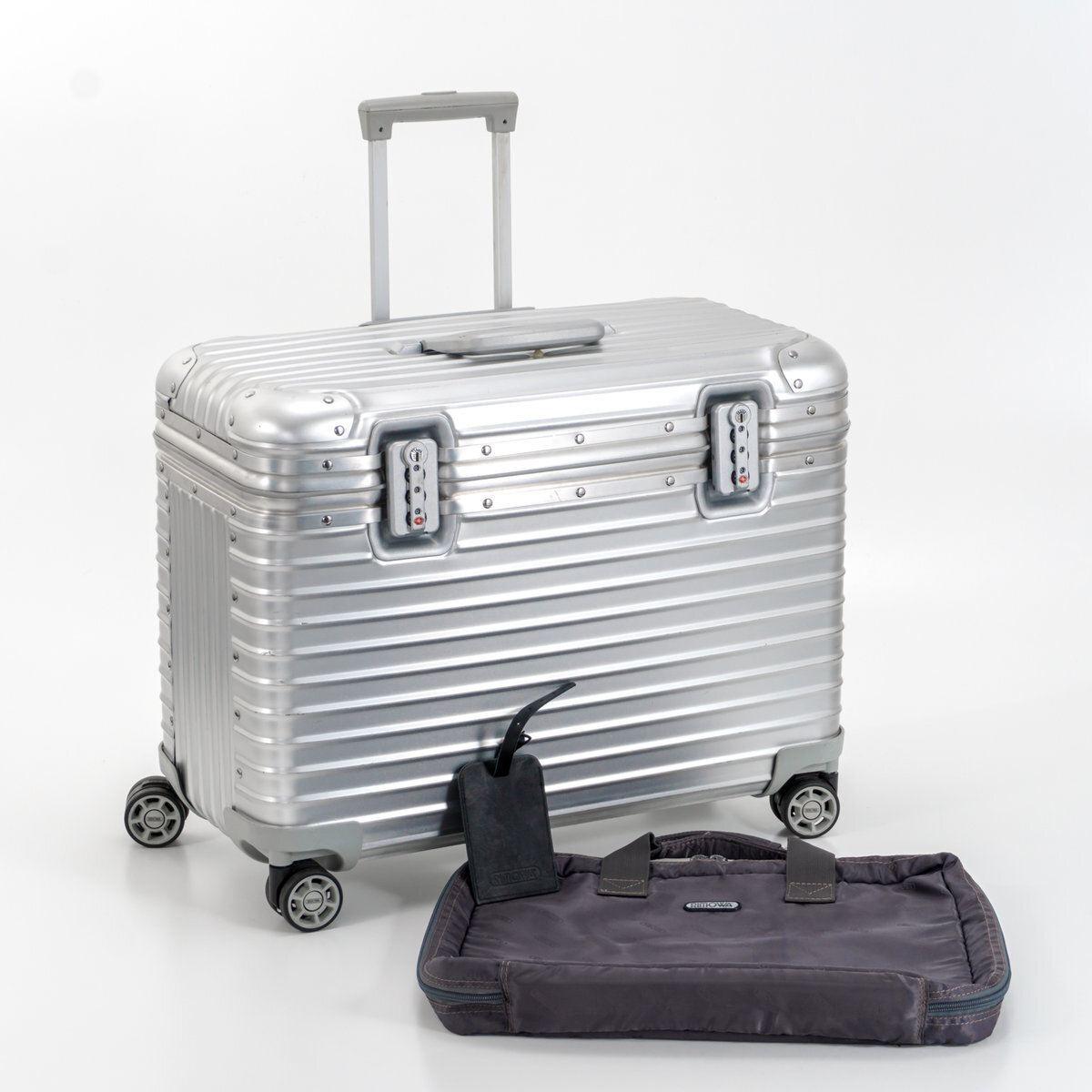2026年最新】Yahoo!オークション -リモワ スーツケース アルミの中古品