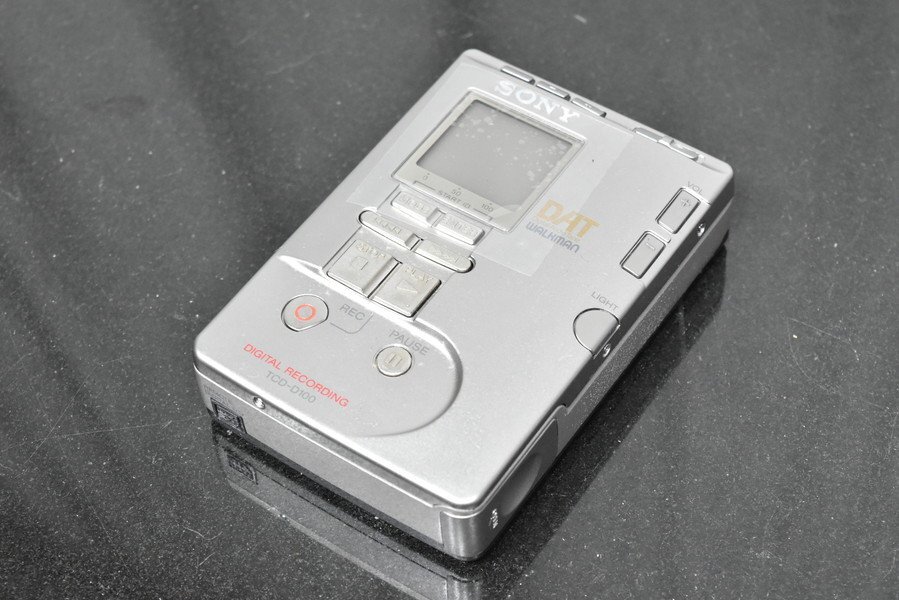 Yahoo!オークション -「sony tcd-d100」の落札相場・落札価格