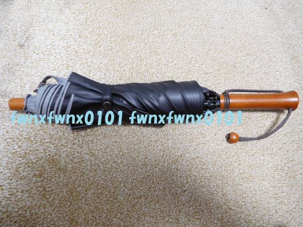 超美品 サンバリア100 2段折フロスト グレー 遮光率100％ 折りたたみ