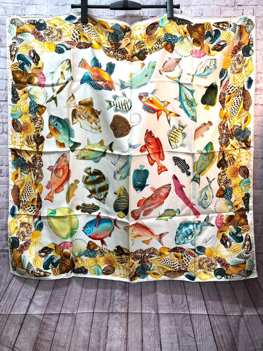 良品】GUCCI グッチ 大判スカーフ 魚柄 マルチカラー 88×88｜Yahoo