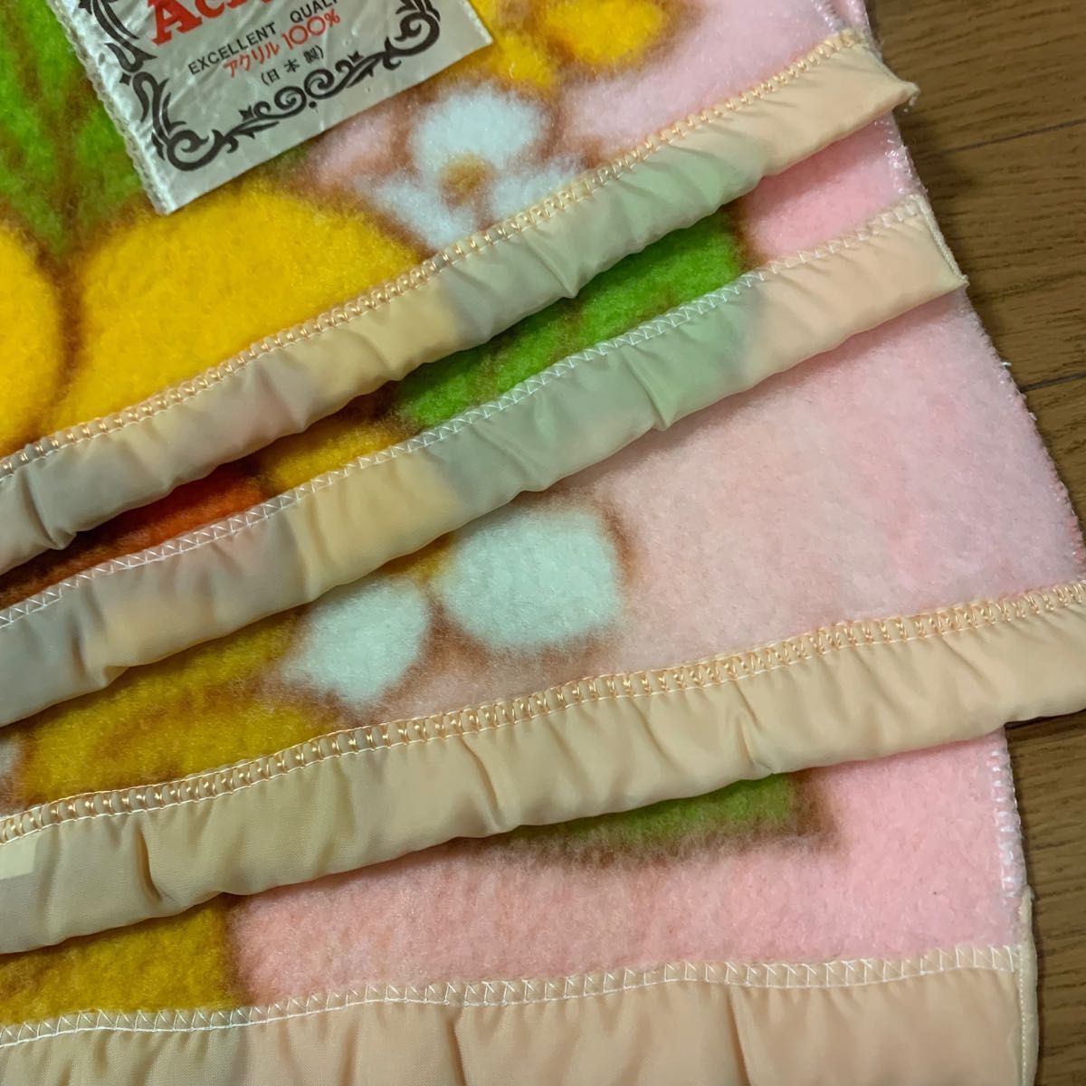 アクリル毛布 昭和レトロ ピンク 花柄｜Yahoo!フリマ（旧PayPayフリマ）