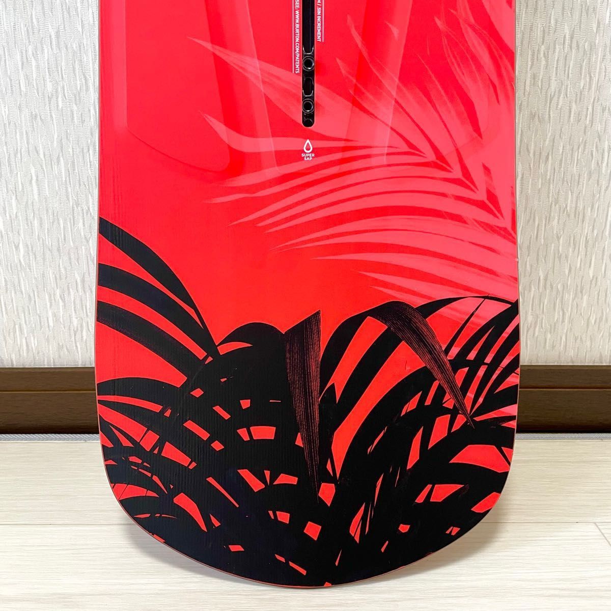 未使用品 BURTON HIDEAWAY (144) バートン ハイダウェイ スノーボード