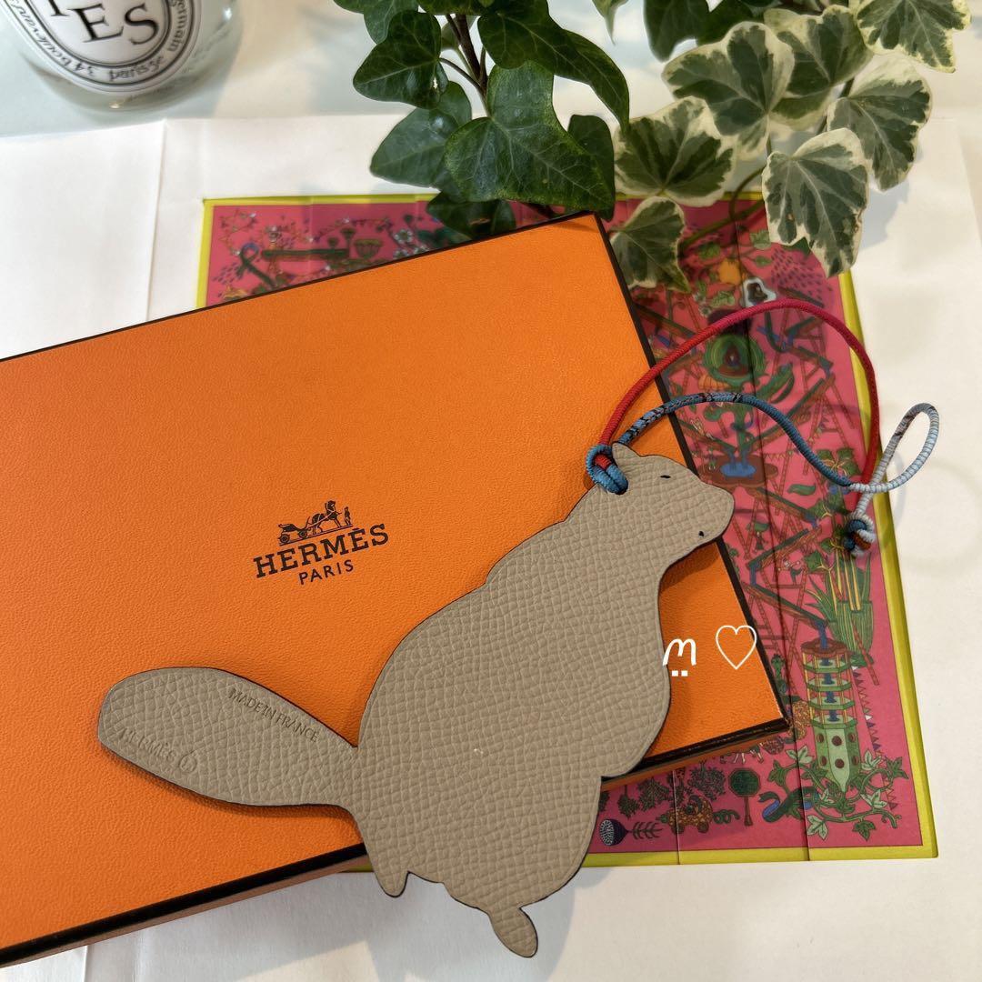 送料無料 HERMES エルメス プティアッシュ バッグチャーム レザー
