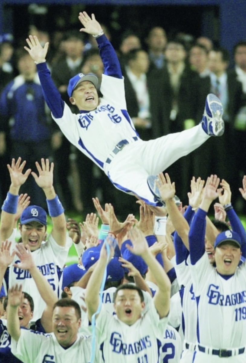 送料無料 即決 中日ドラゴンズ 落合博満監督ユニフォーム 2004-2011
