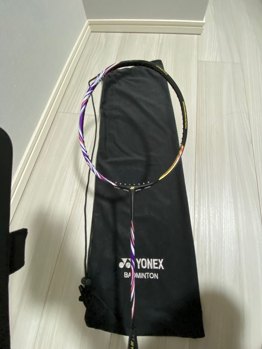 新品未使用】アストロクス100ZZBP 専門店限定カラー 4UG5 ヨネックス