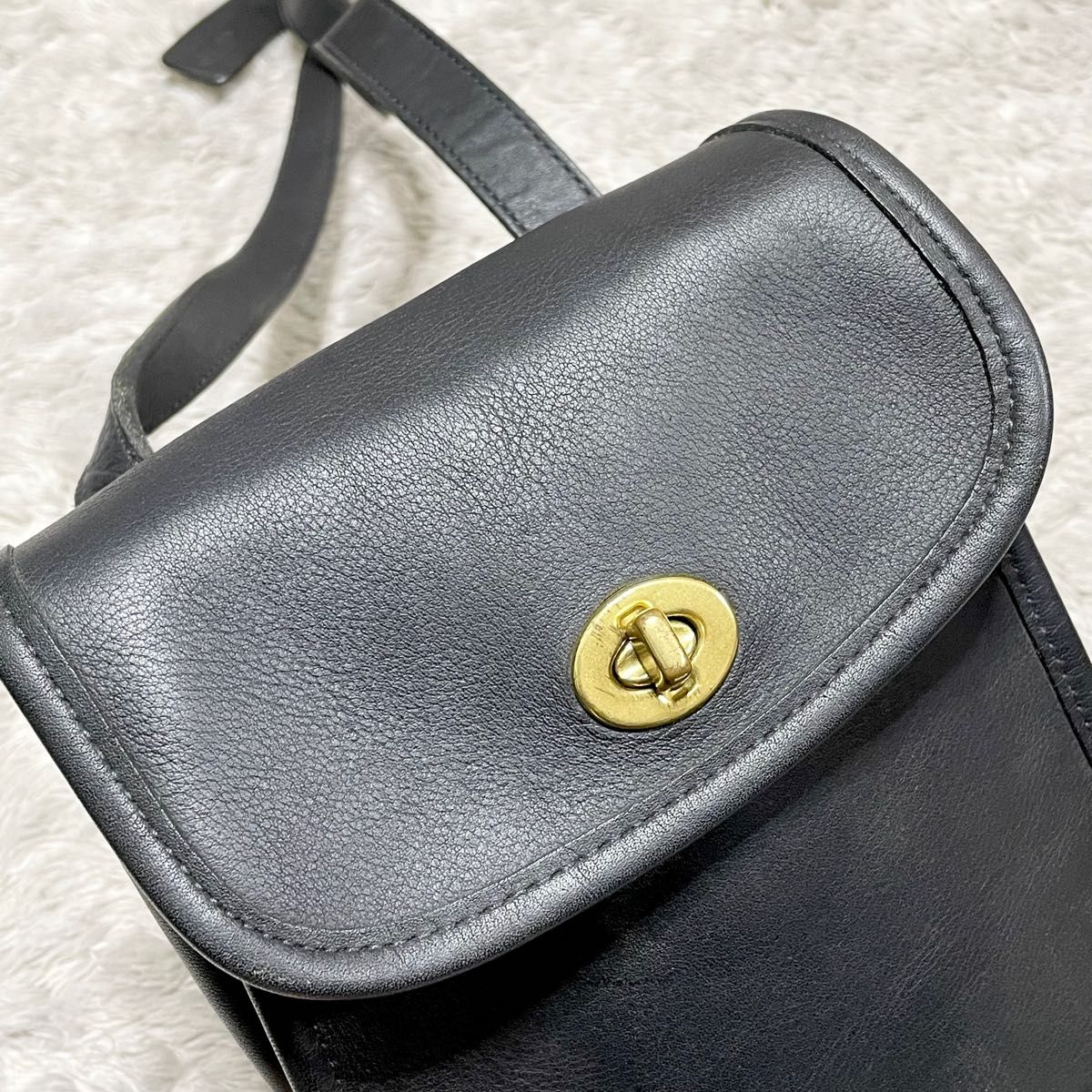COACH オールドコーチ ショルダーバッグ 9978 OLD ターンロック レザー