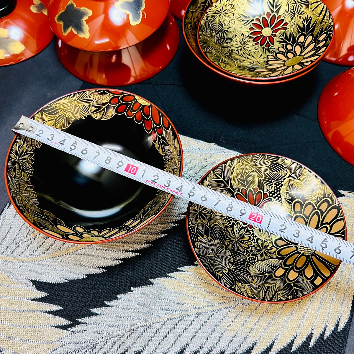 漆器 輪島塗 蒔絵金彩細工 沈金菊模様木製 蓋付椀 吸物椀 10客 共箱