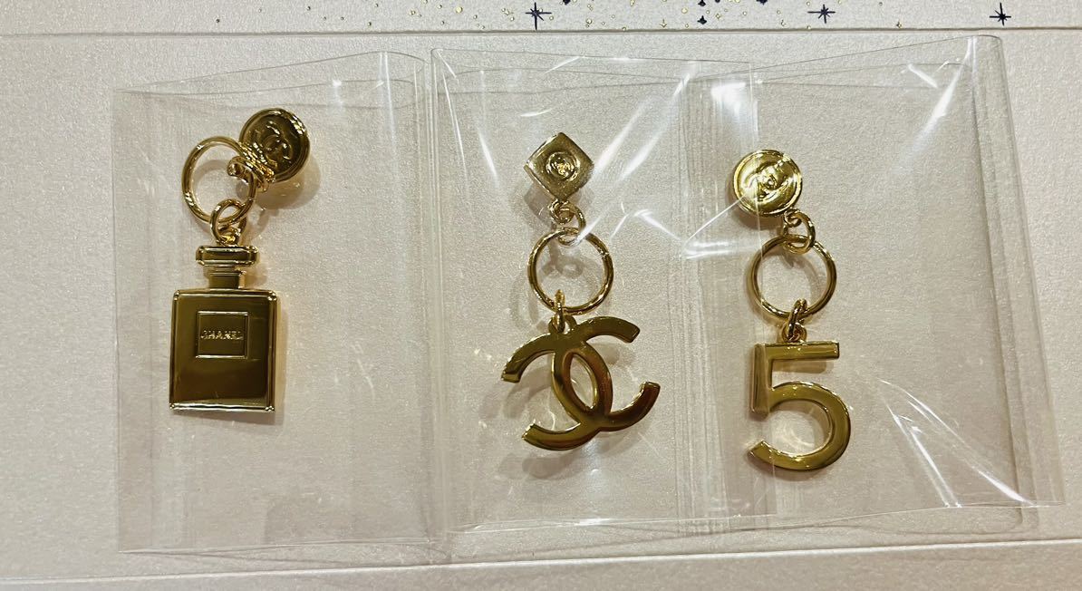 3個セット CHANEL シャネル 2023年 ホリデー クリスマス チャーム #n°5