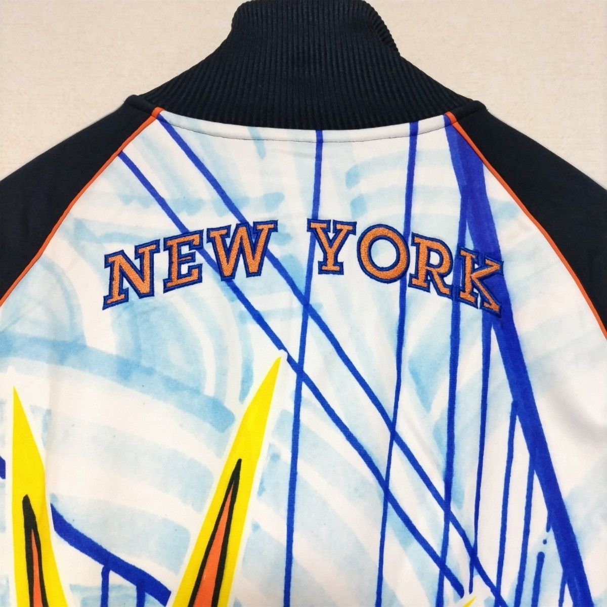 adidas originals アディダス NYC バックプリント トラックジャケット