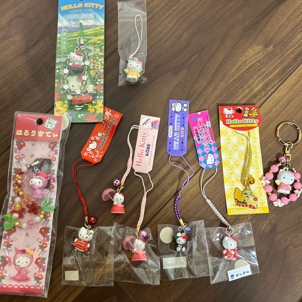 ご当地キティ 根付 ストラップまとめ売り グッズ キーホルダー ハロー