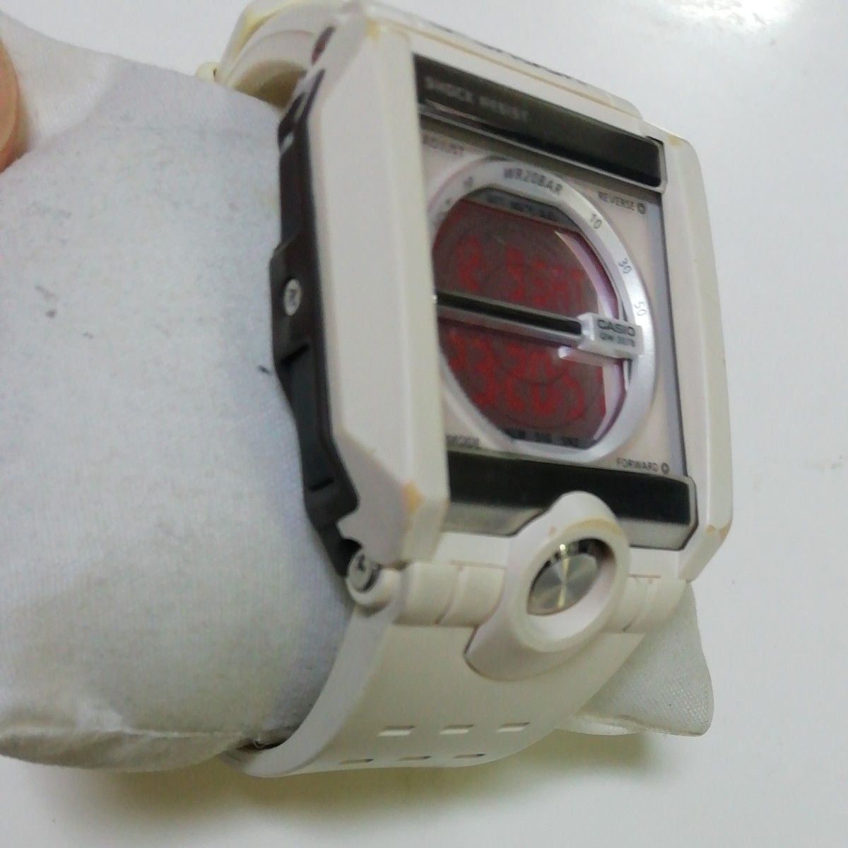 CASIO G-SHOCK G-8100 稼働中｜Yahoo!フリマ（旧PayPayフリマ）