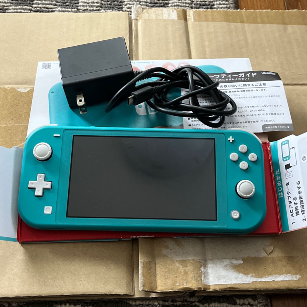 Nintendo Switch Lite ターコイズ 美品 本体 最安値 充電器箱付き 保護