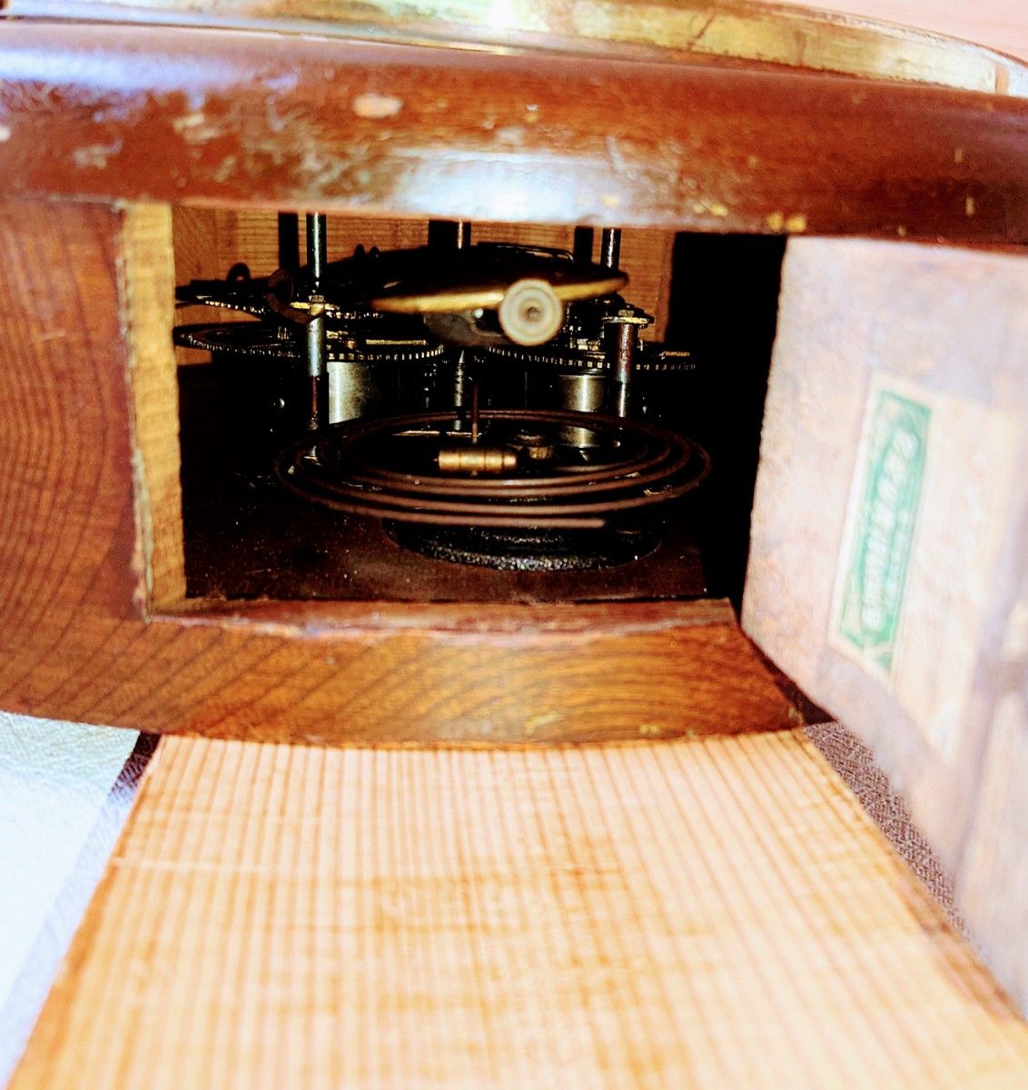 完動品〉愛知時計 欅造りグレシャム丸型ゼンマイ振り子掛時計