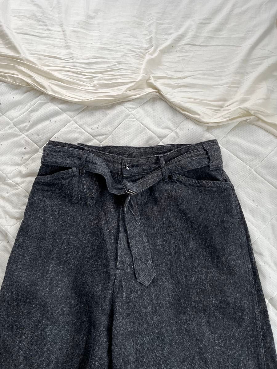 comoli コモリ 22ss ベルテッドデニム ブラックエクリュ サイズ2