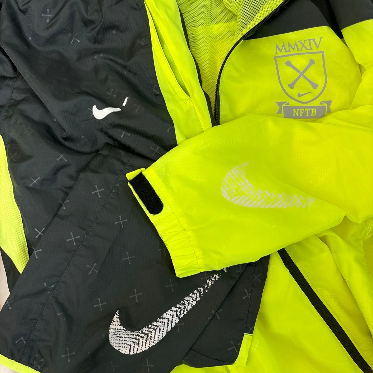 NIKE ナイキ NFTB ナイロン ジャージ セットアップ 蛍光イエロー M