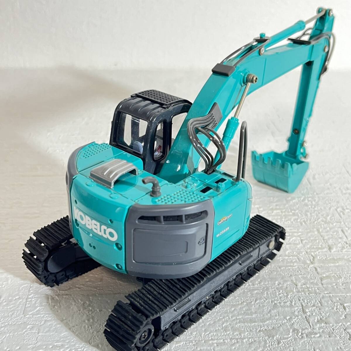 Yahoo!オークション - コベルコ KOBELCO SK235SR ショベルカー 1/43