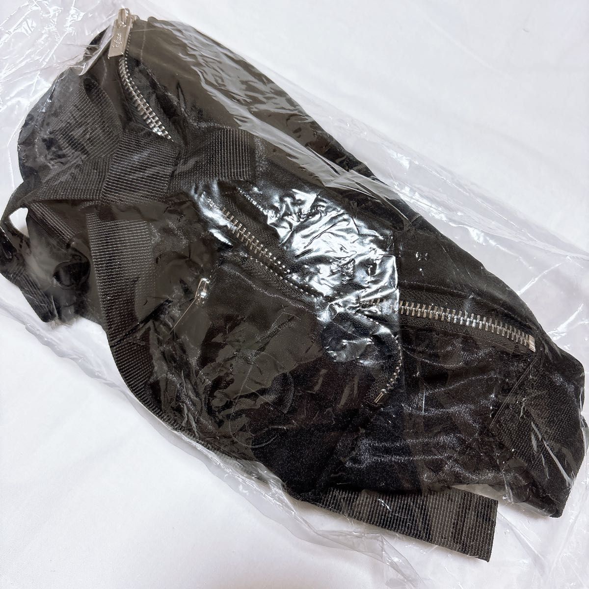 ribbon satin 2way body bag エピヌ epine 黒 ボディバッグ ウエスト