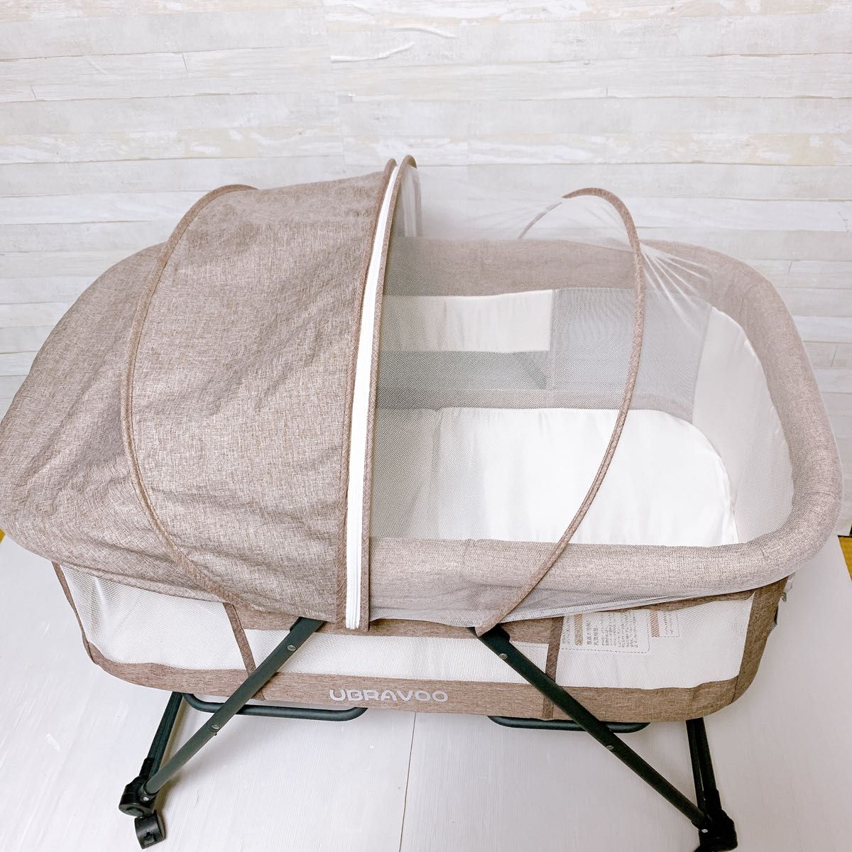 美品】UBRAVOO ベビーベッド 折り畳み ゆりかご 組み立て簡単