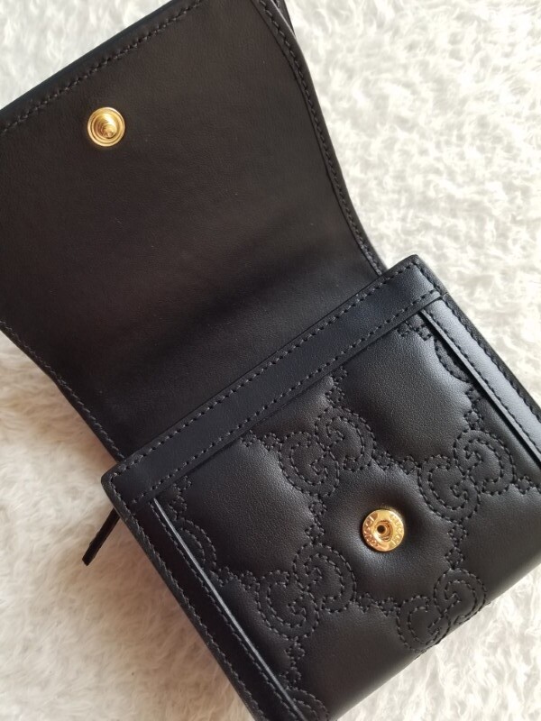 新品 GUCCI グッチ GGマトラッセ カードケース ウォレット 2つ折り財布