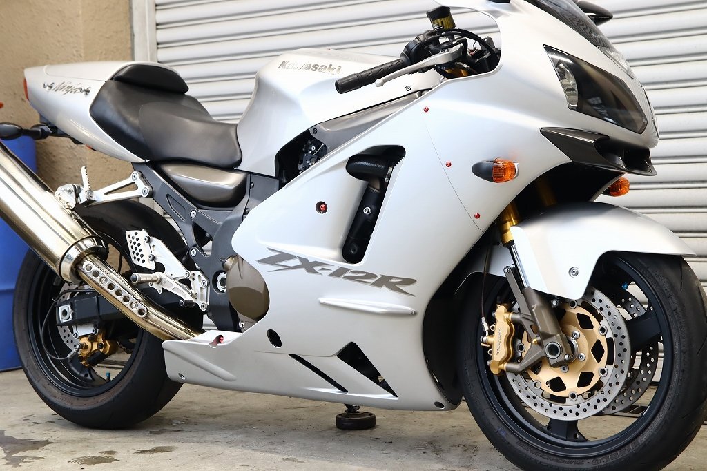 Yahoo!オークション - ZX-12R/後期B3/2004年モデル/コンディション自信