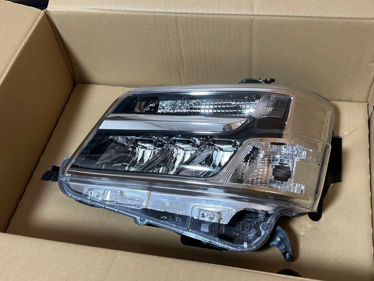アトレー ハイゼット カーゴ 左 ヘッドライト LED 81150-B5170 S321G