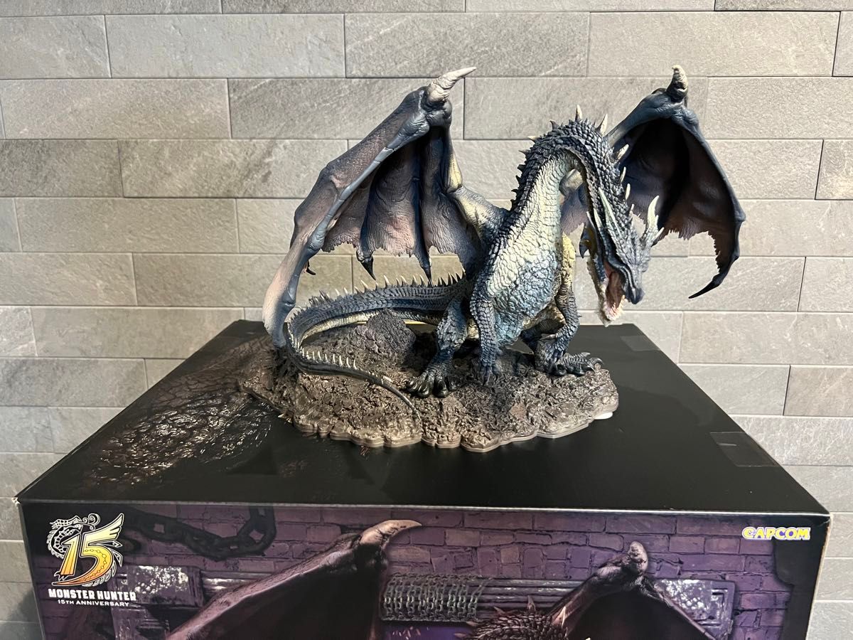 モンスターハンター 黒龍 クリエイターズモデル フィギュア