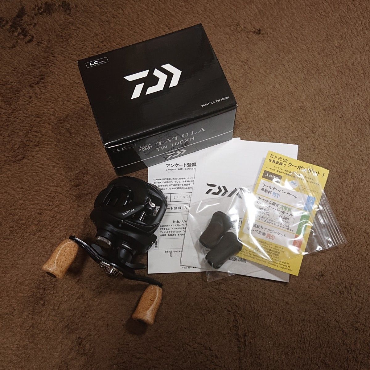 超美品/カスタム】ダイワ 24タトゥーラ TW 100XH（8 1）右ハンドル