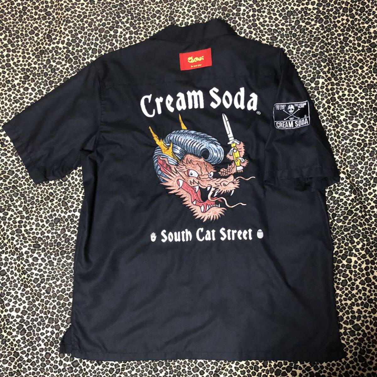 美品 CREAM SODA リーゼントドラゴン 刺繍 ボーリングシャツ L