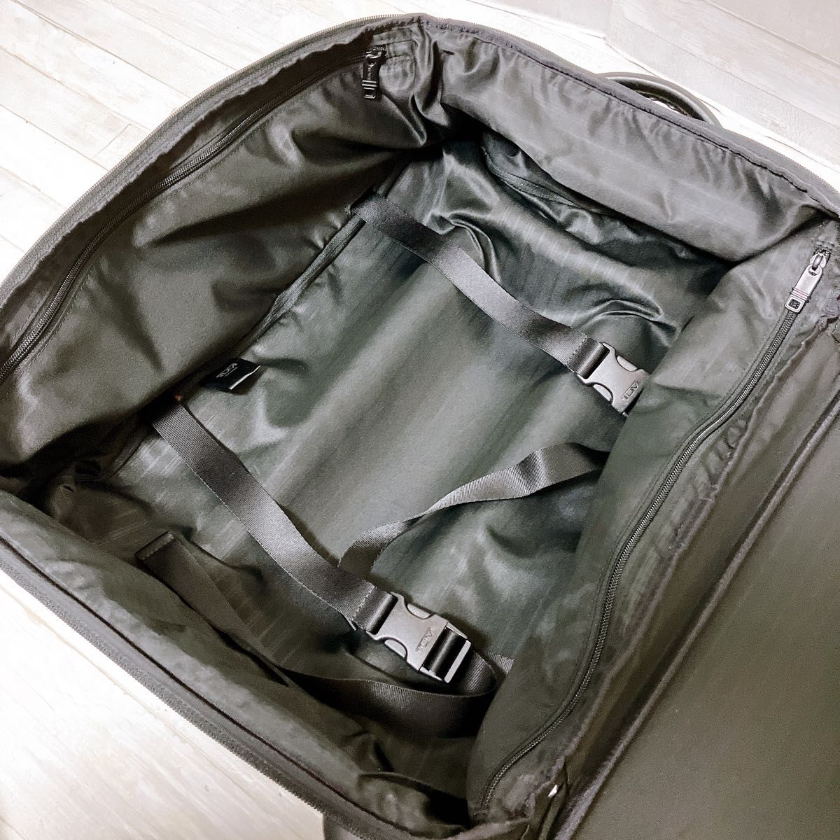 TUMI トゥミ ソフト キャリーケース ALPLA 22901DH ブラック 2輪 機内