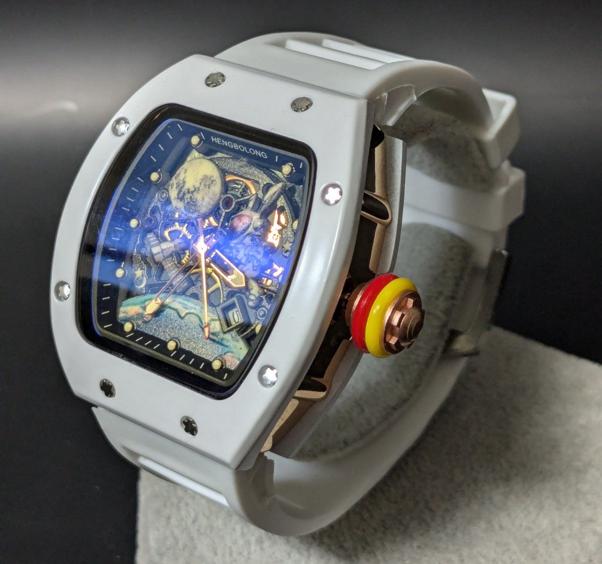 新品 腕時計 リシャールミルtype クオーツ オマージュ トノー ホワイト