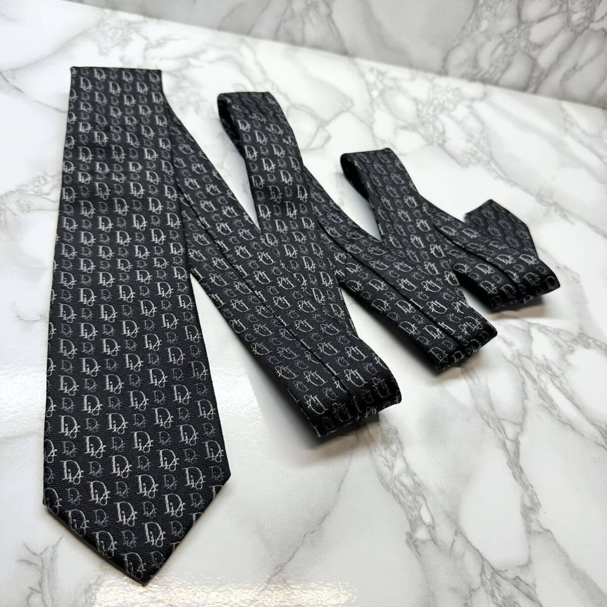極美品 現行タグ 定番 DIOR ネクタイ シルク100% オブリーク DIORロゴ