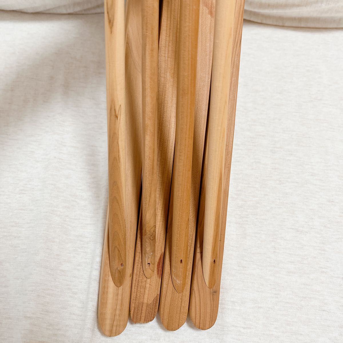 無印良品 MUJI 廃盤品 レッドシダーハンガー 木製ハンガー 4本セット