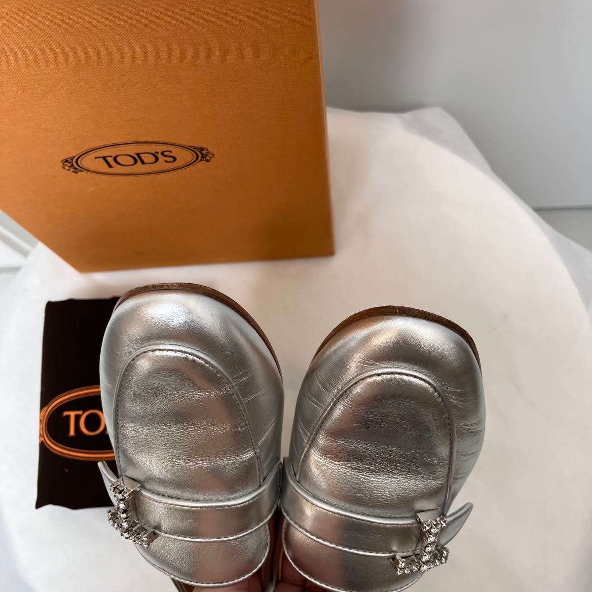 TOD'S トッズ モカシン ローファー シルバー ストーン 36｜Yahoo