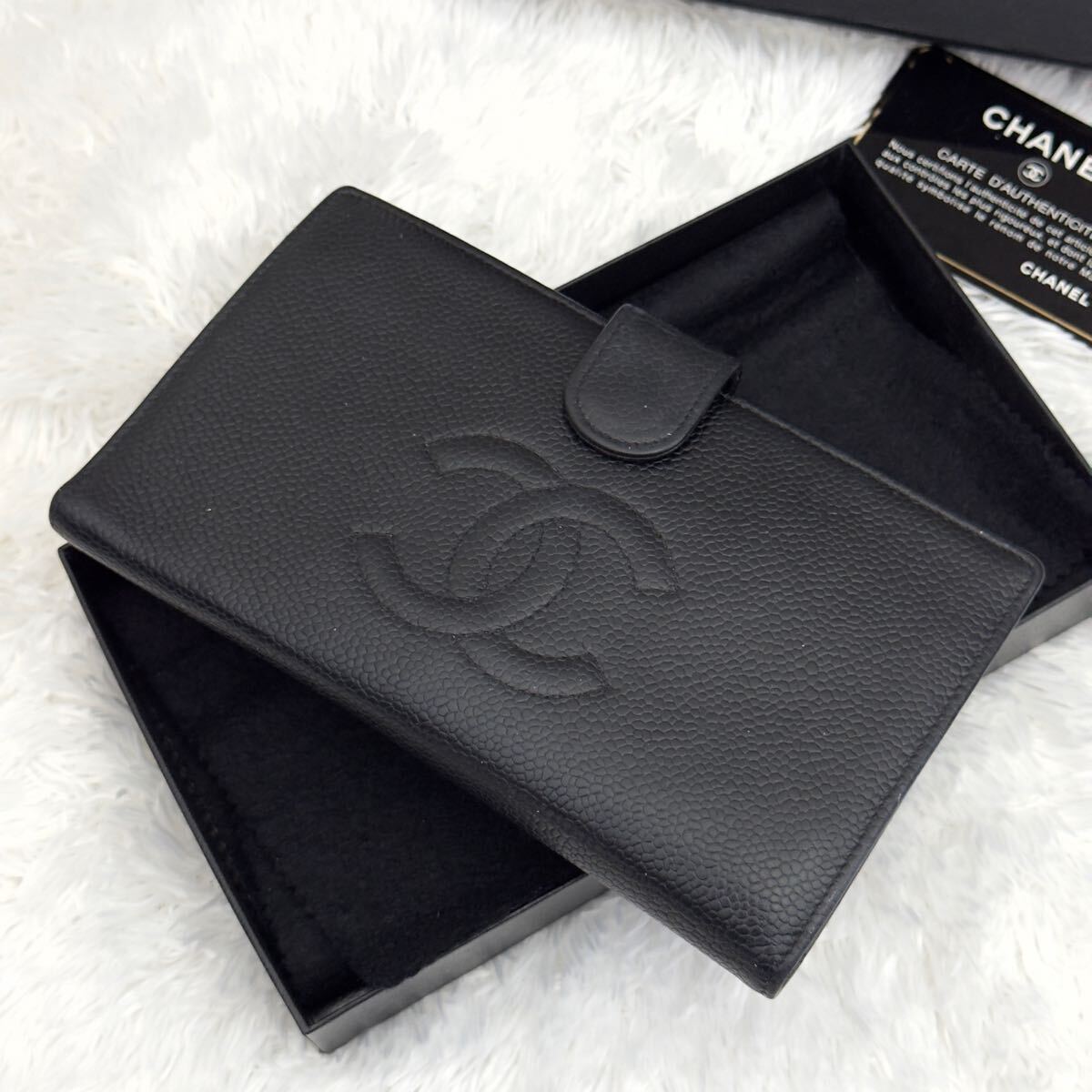 箱付き CHANEL シャネル キャビアスキン がま口 長財布 ギャランティー