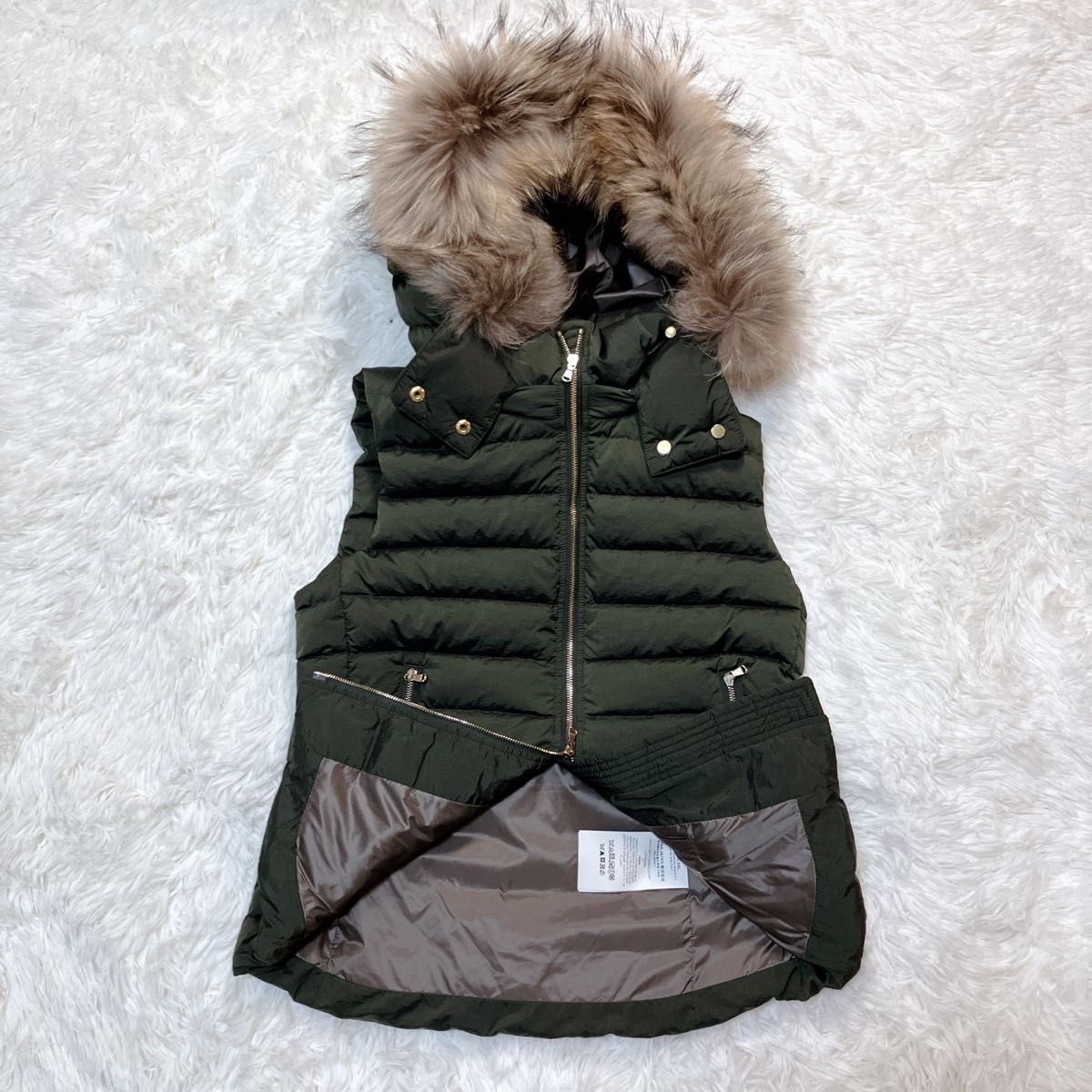 極美品 タトラス カーキ ダウン ベスト 3WAY ラクーンファー 1 TATRAS
