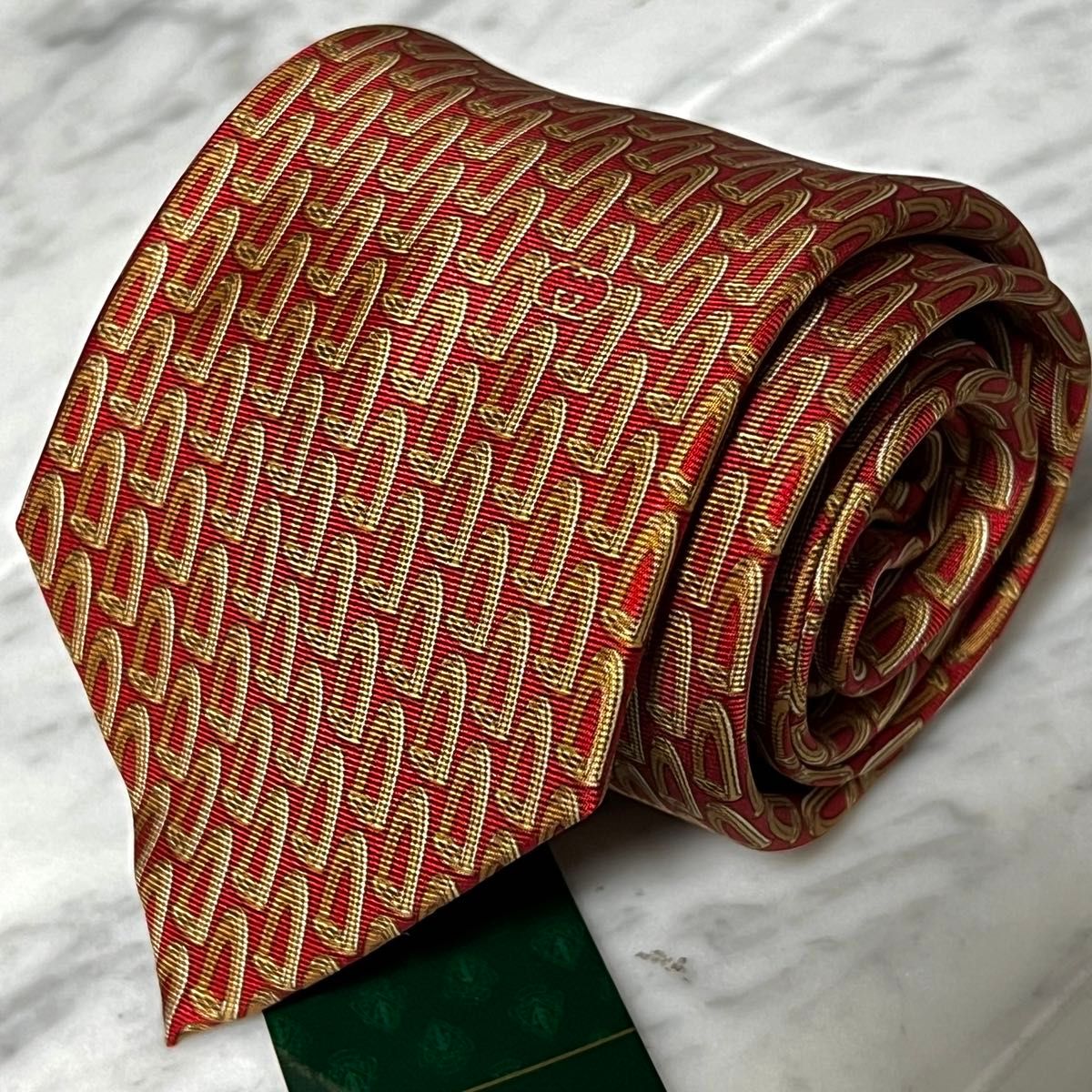 GUCCI ネクタイ レッド GGロゴ タグ付き オールドグッチ｜Yahoo!フリマ