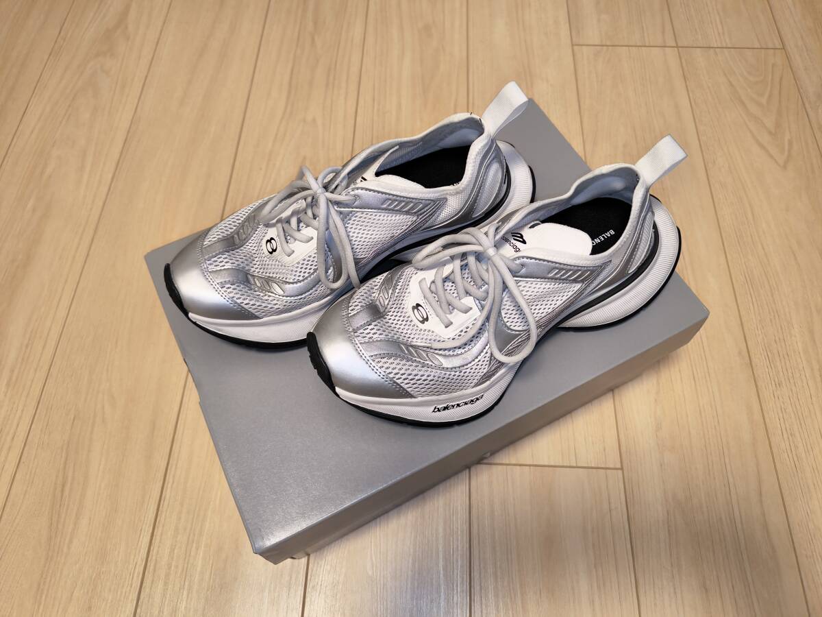 Yahoo!オークション - 2024年8月購入 BALENCIAGA バレンシアガ スニー