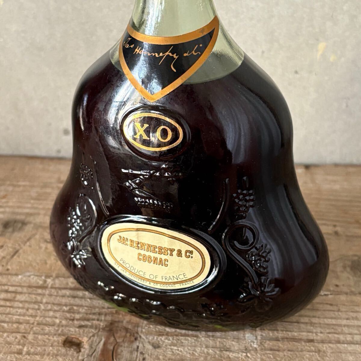 ヘネシー XO Hennessy 金キャップ クリアボトル 未開栓700ml 未開栓