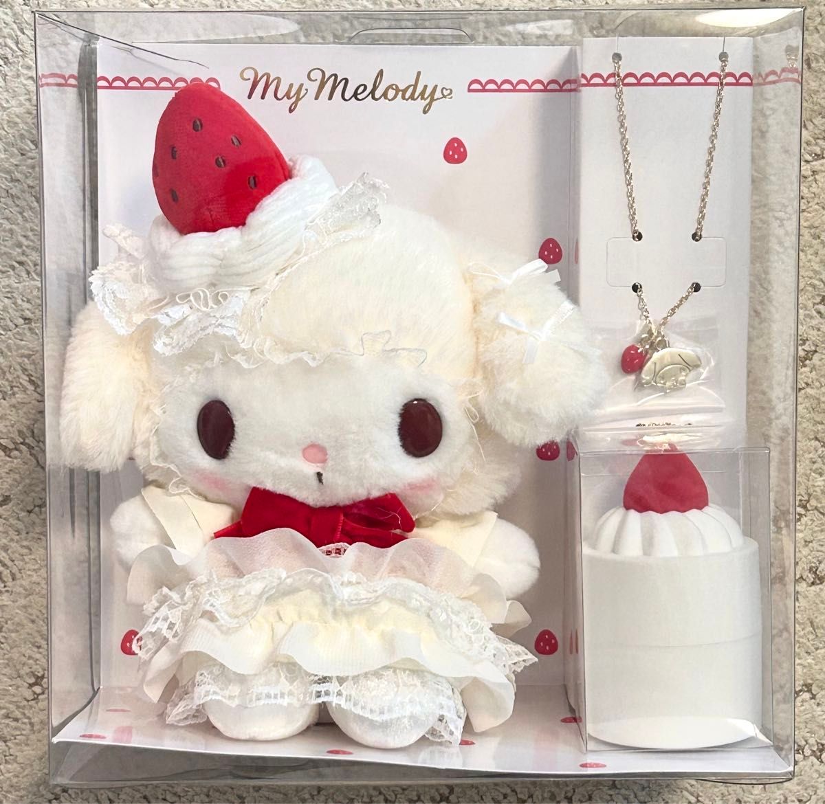 新品未開封 マイメロディ ショートケーキ ぬいぐるみ＆ネックレス
