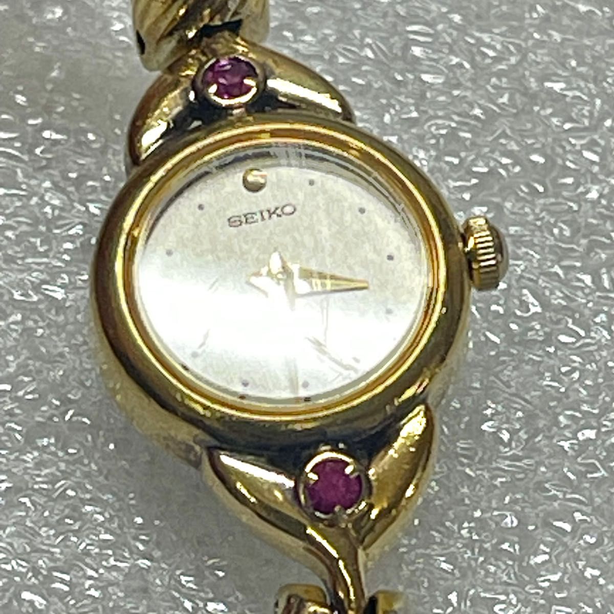 稼働 SEIKO レディース腕時計 天然ルビー ブレスウォッチ セイコー