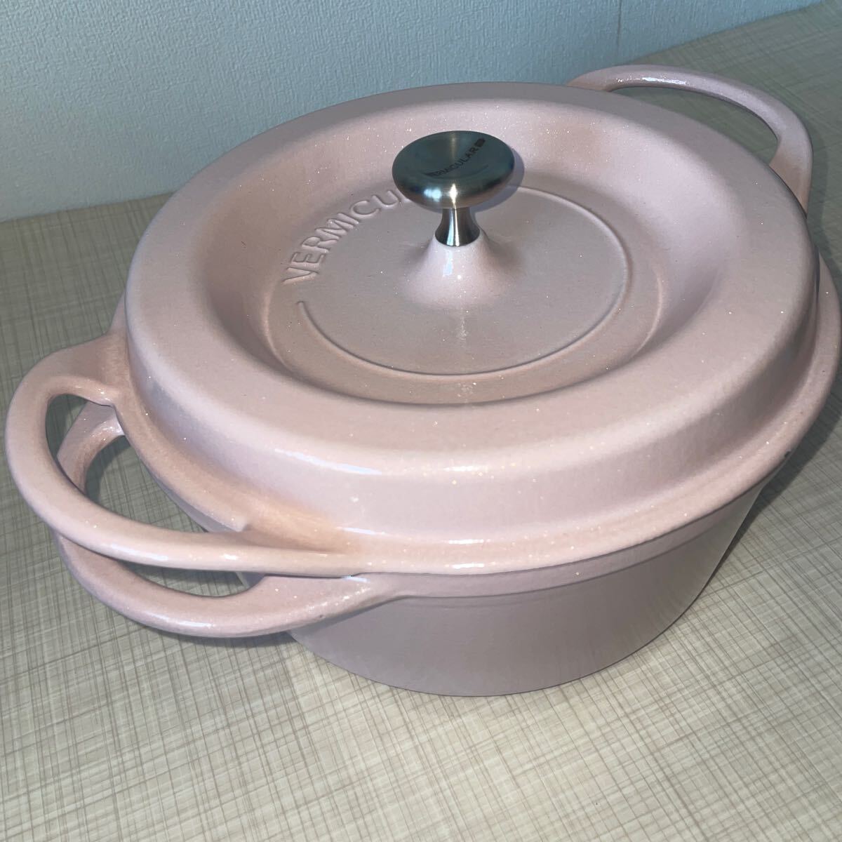 即決 未使用 VERMICULAR バーミキュラ オーブンポットラウンド 両手鍋