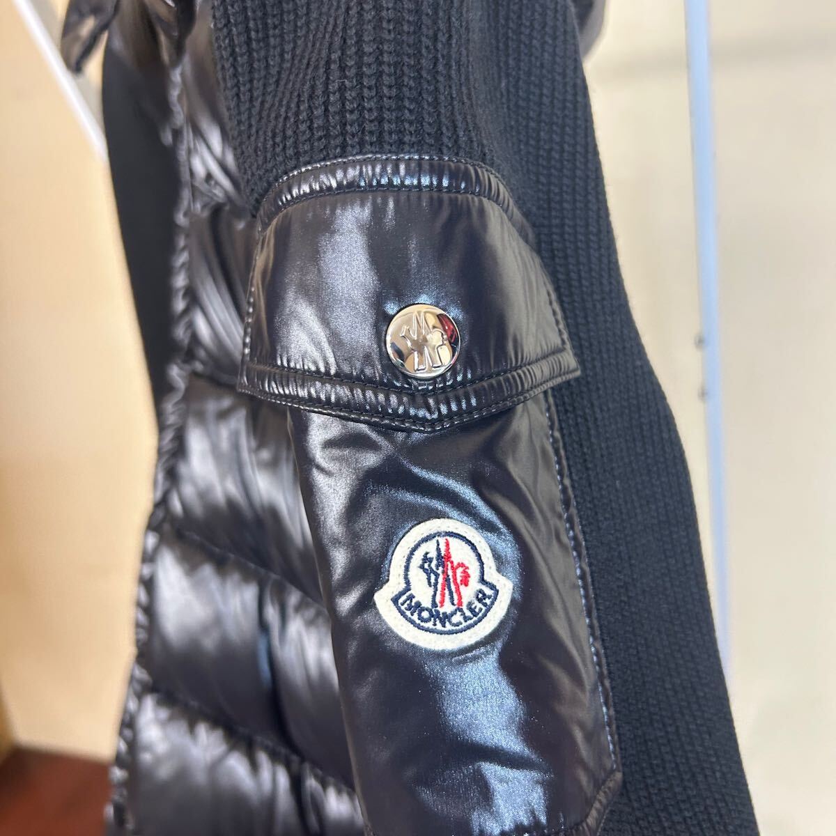 未使用に近い】【極美品】MONCLER モンクレール ハイブリッドダウン