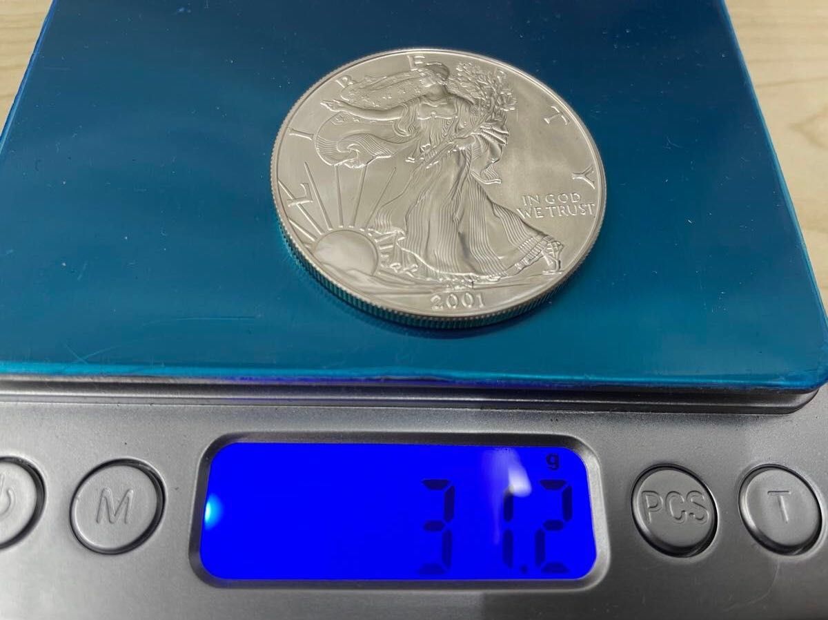 アメリカ ウォーキング リバティ イーグル 1ドル銀貨 1オンス 2001年