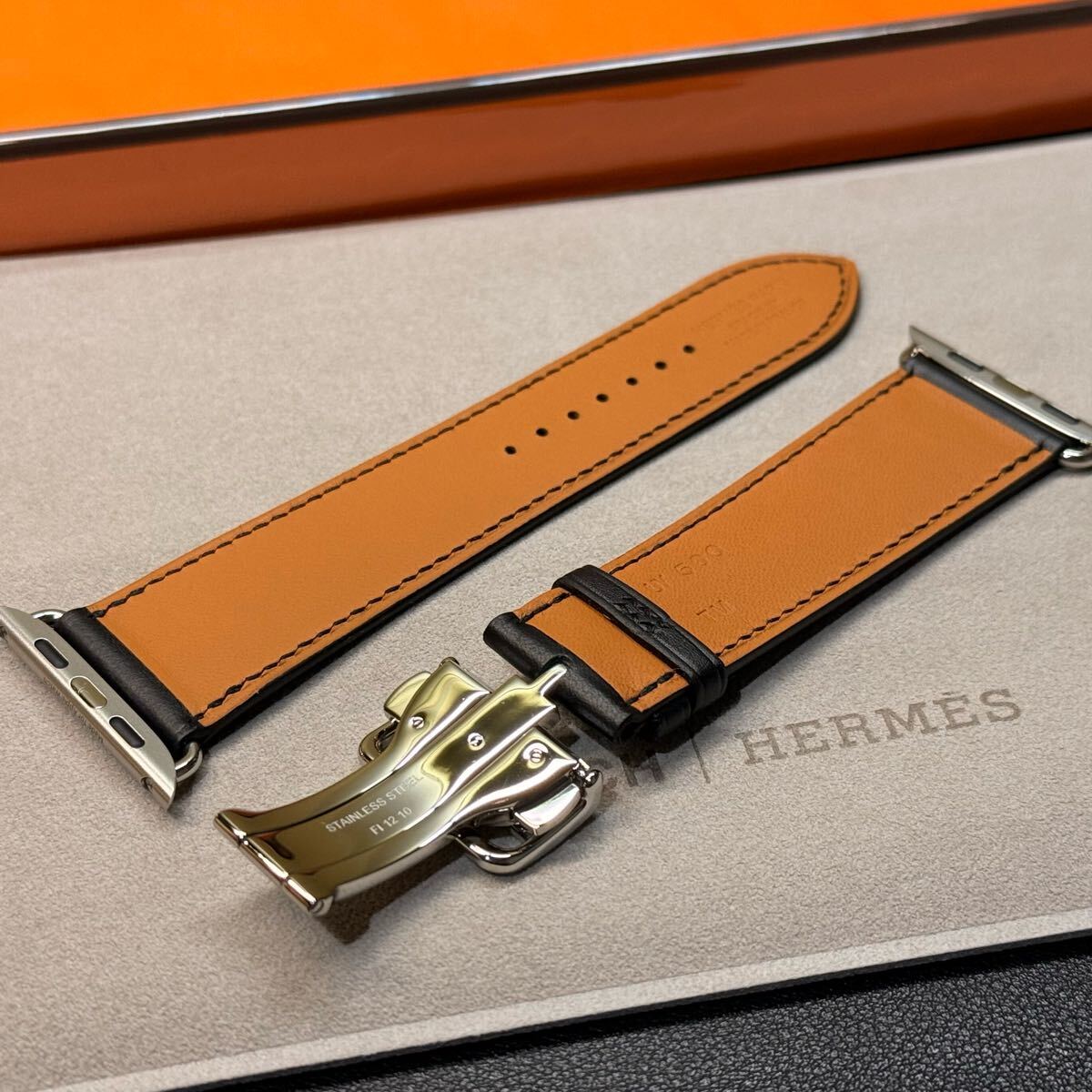 即決 未使用 Apple Watch HERMES 46mm 45mm 44mm 黒 ディプロイアント