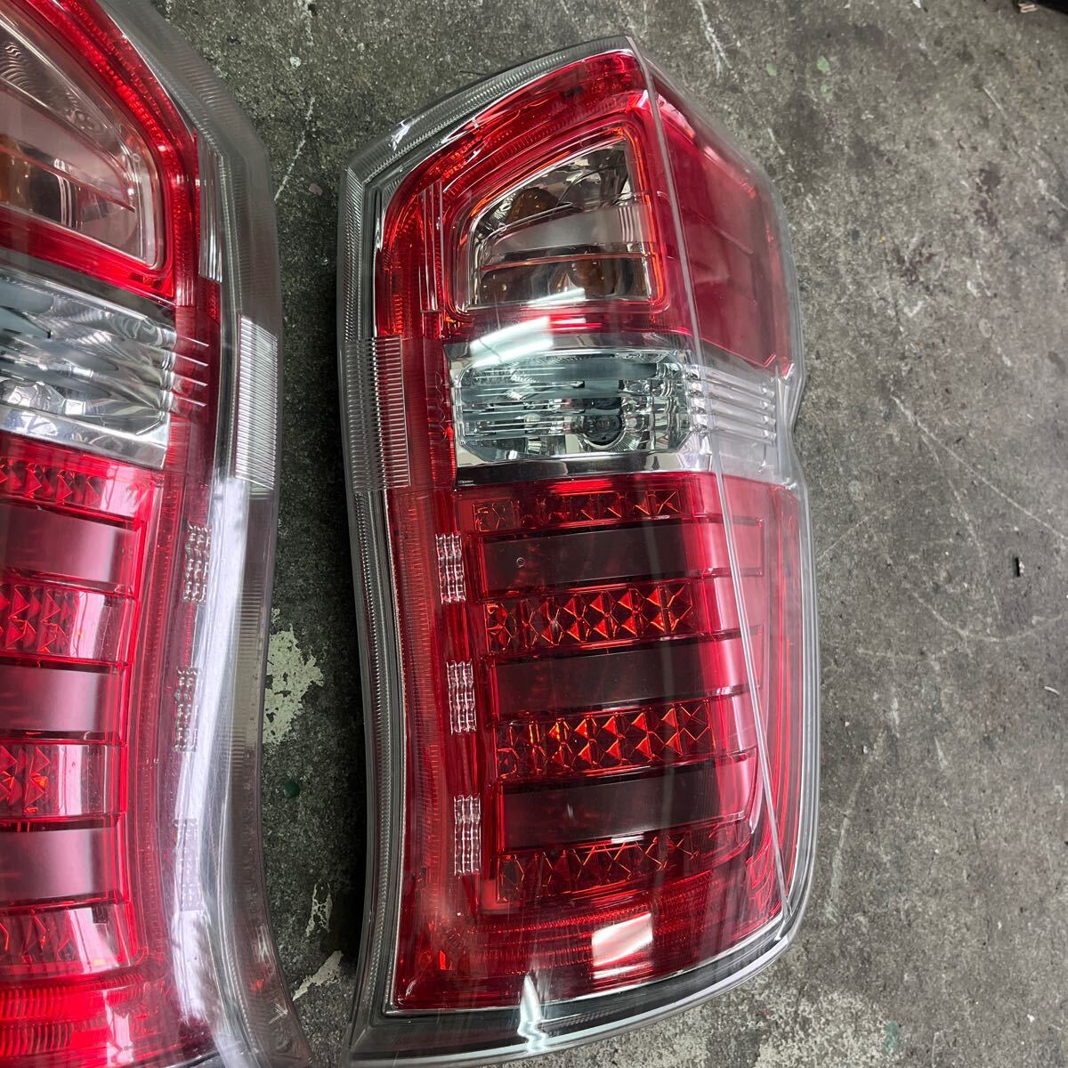 ステップワゴン RK1 RK2 RK5 RK6 スパーダ 後期 LED テールランプ 左右