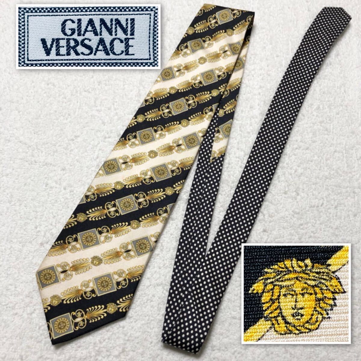 美品 GIANNI VERSACE ジャンニヴェルサーチ ネクタイ スカーフ柄