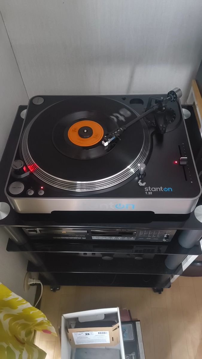 Kikutani「DJ-2000SQ」クォーツダイレクトドライブ・ターンテーブル